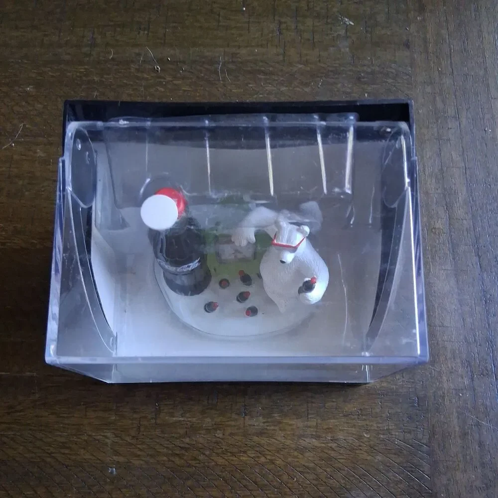 Coca Cola Collectable Mini Clock Bear w/ Coke Bottles in Plastic Case